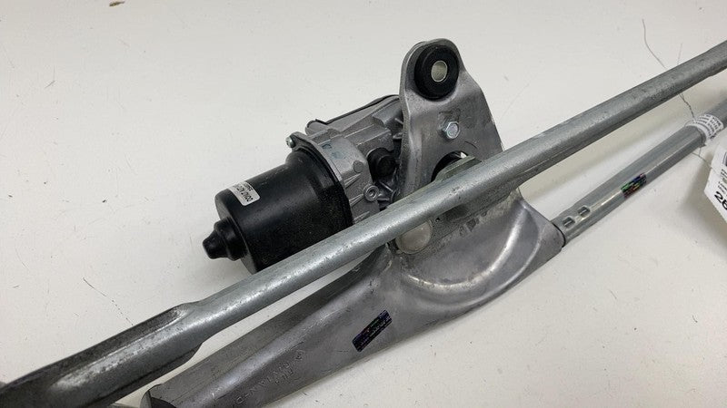 PT00002043K ⭕ 22-24 Rivian R1T R1S Front Windshield Wiper Linkage Transmission PT00002043-K