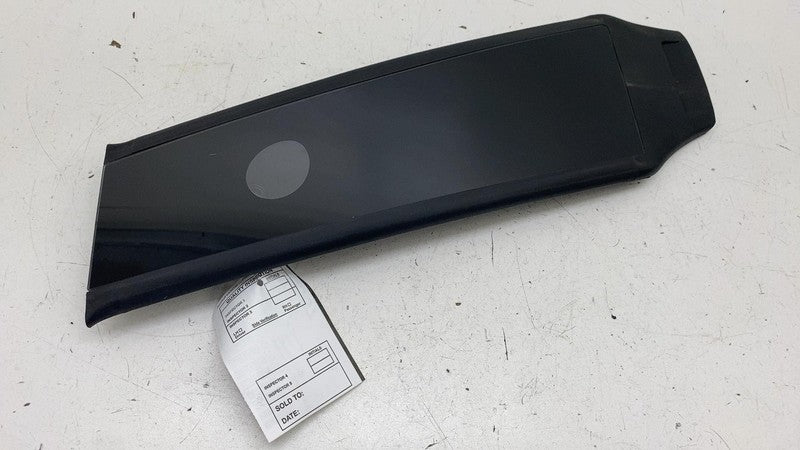 1734282-00 ⭕ 24-25 Tesla Model 3 Passenger Side B-Pillar Applique Glass Trim Molding Right