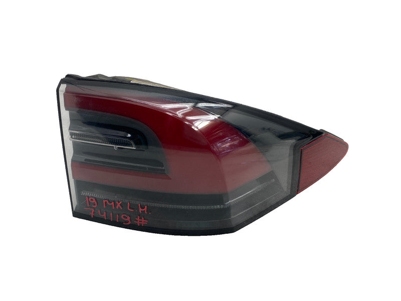 1034333-00-B 16-20 Model X Rear Right Taillight Lamp Outer + Door Reflector Lamp 1034333-00-B