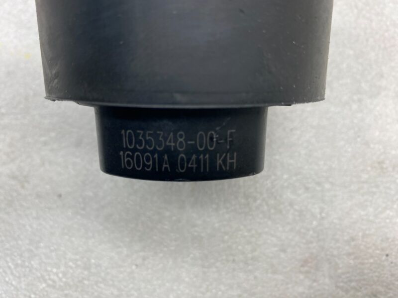 1035348 00 F 2016-2020 Tesla Model S X Cooling System Auxiliary Water Coolant Pump FWD Assy