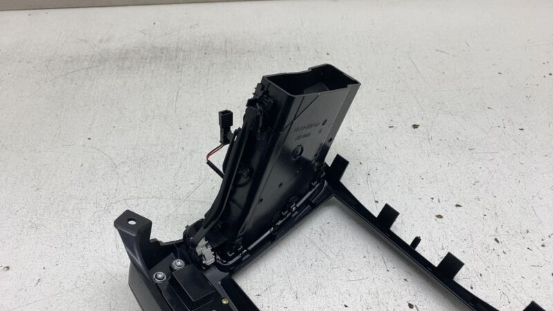 670123508 ⭕2017-2023 Levante AC Heater Climate Control Switch Radio Screen Bezel 670123508