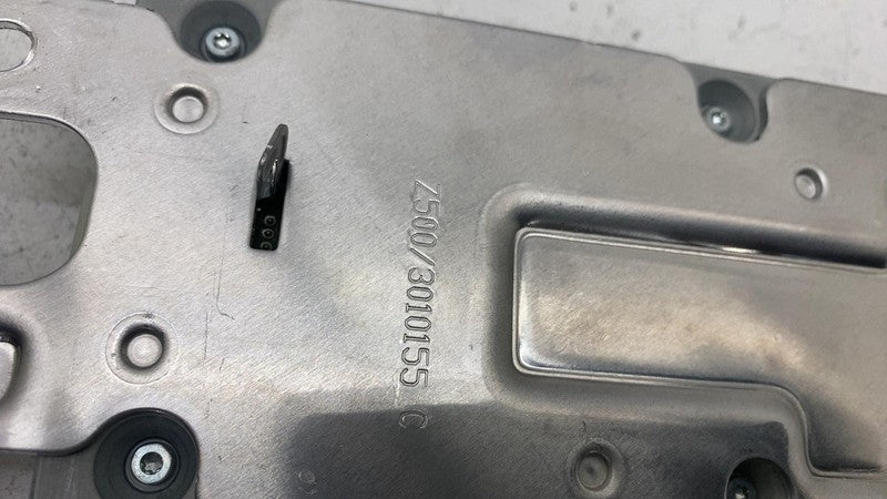 ⭕ 17-23 Model 3 M3 Harman Becker HBZ502 Radio FM/HD Receiver Module 10