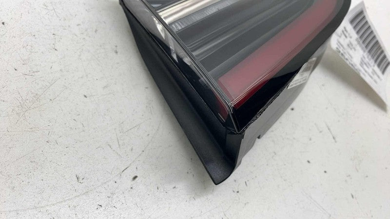 ⭕ 2017-2023 Model 3 Rear Right Inner Taillight LED Tail Lamp 3-Pin 107