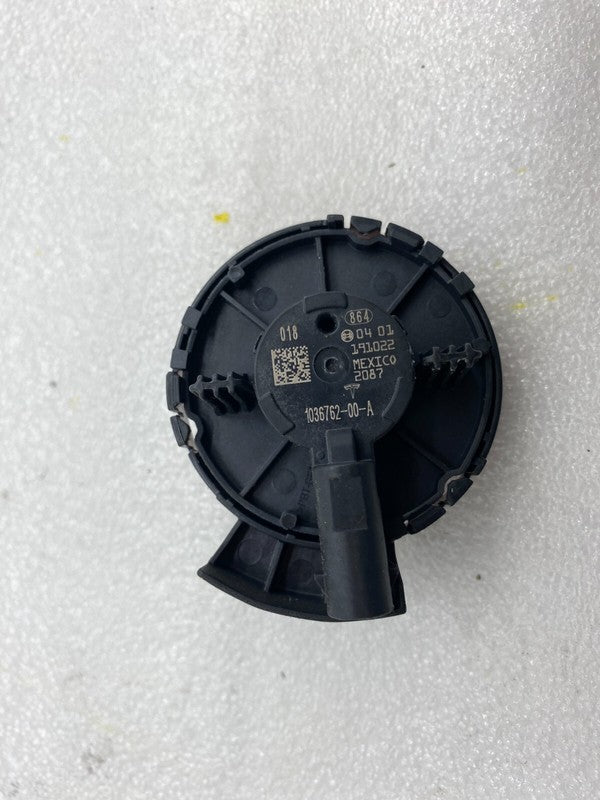 1036762 00 A ⭕ 17-23 Model 3 M3 Left or Right Door Impact Crash Pressure Sensor 1036762-00-A