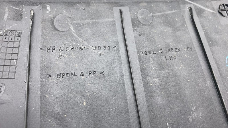 2016-2020 Tesla Model X MX Windshield Cowl Screen Trim Cover Panel Ass