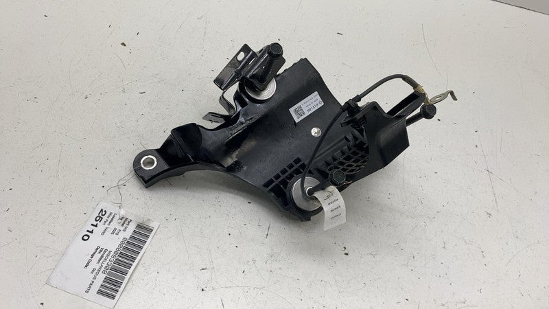 PT01214930 C ⭕ 2025 Rivian R1S Brake Stop Foot Pedal Bracket Support Assembly PT01214930-C