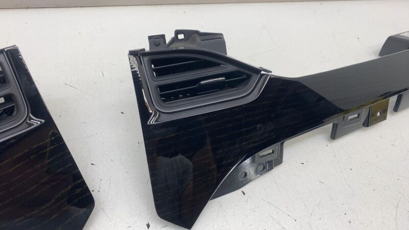 104596912C ⭕12-20 Tesla Model S SET of Front Center Dash Air Vent Grillle Trim 1045969-12-C