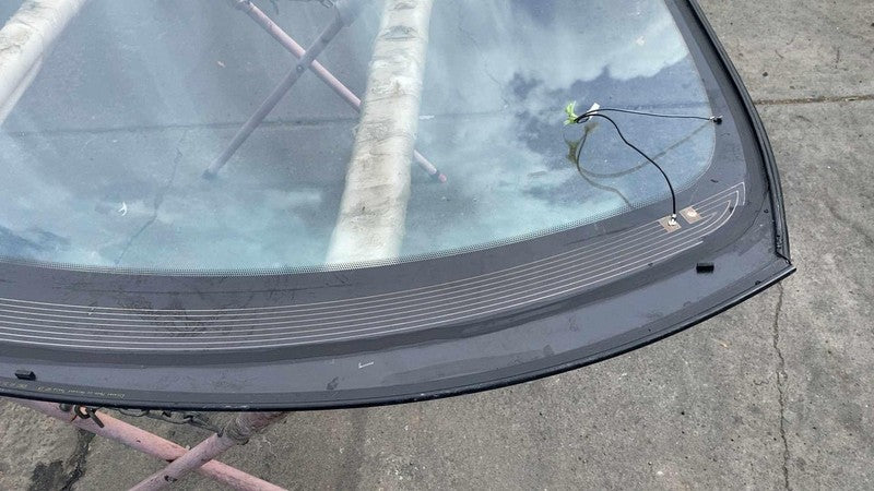 102163401C ⭕ 12-14 Model S Windshield Heated Wiper Area (Lower Mount Mirror) 1021634-01-C