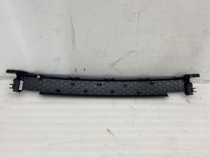 1105135 00 E ⭕ 2018-2020 Model X Rear Right Door Sill Trim Cover Spine Racetrack 1105135-00-E