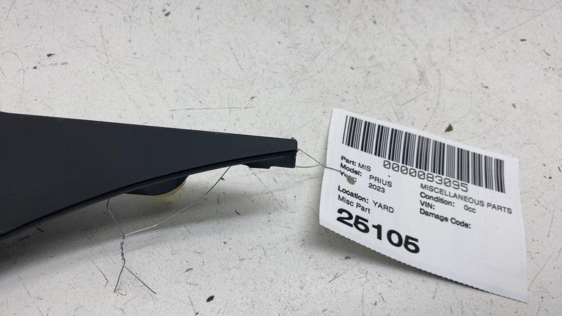 76815-47050 ⭕ 2023-2024 Toyota Prius Right Tailgate Liftgate Back Door Molding 76815-47050