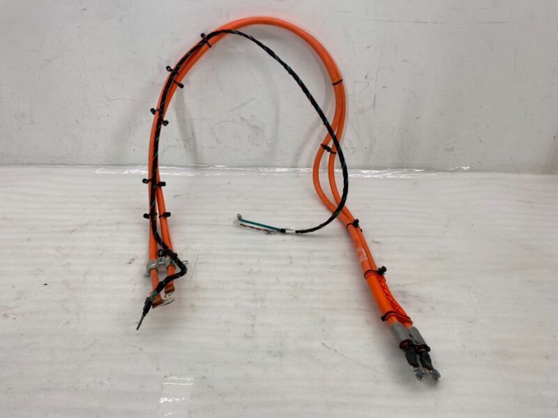 1030182 00 D 2012-2015 Tesla Model S GEN2 Rear High Voltage Junction Box to GEN1 Charge Port