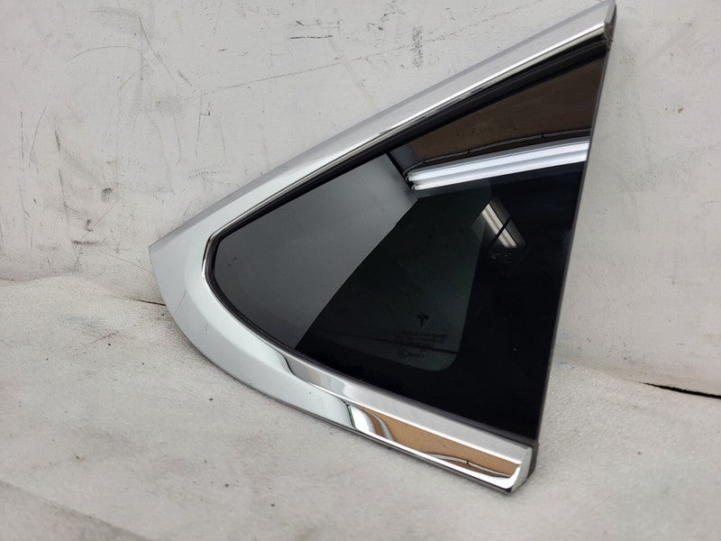 E9 43R-004553 ⭕ 2016-2020 Tesla Model X Rear Passenger Window QTR Quarter Glass 1/4 Right OEM