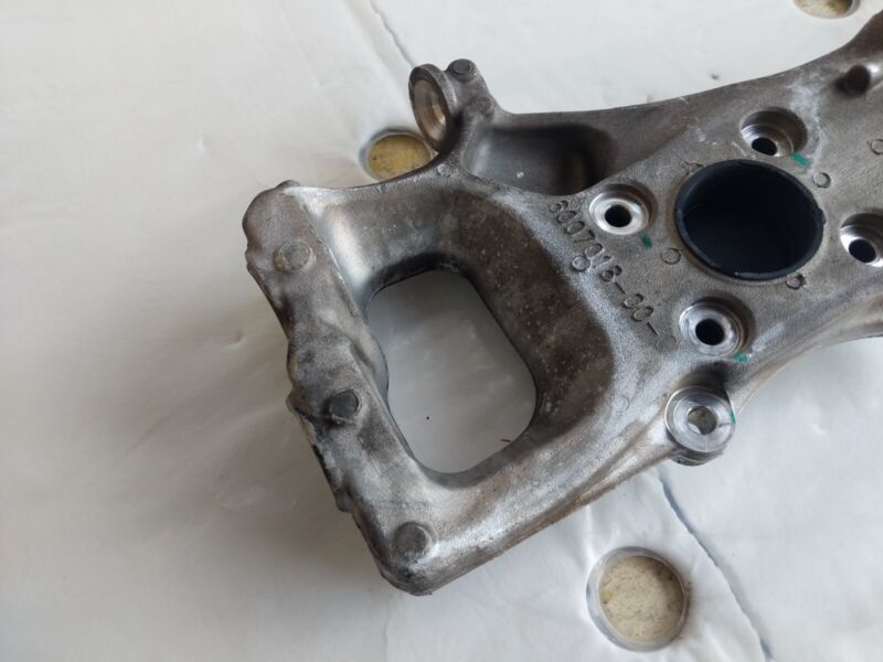 6007018 00 C 2012 2013 2014 2015 Tesla Model S MS Front Passenger Spindle Knuckle Right RWD