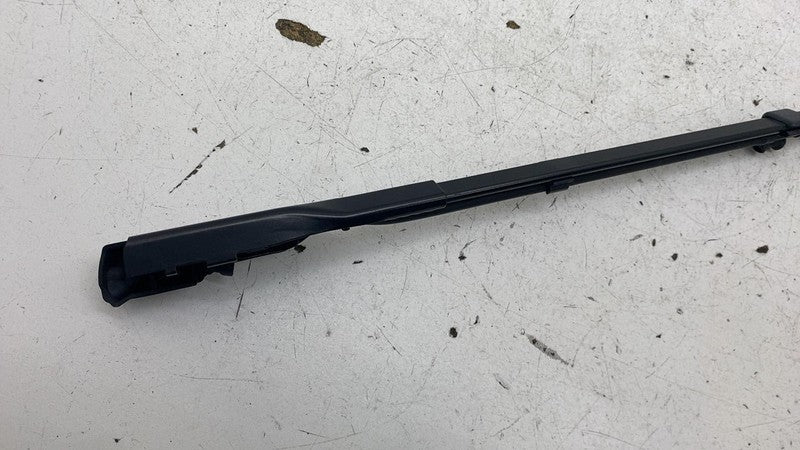⭕ 2022 Rivian EDV-700 Front Driver Side Windshield Wiper Arm Left OEM