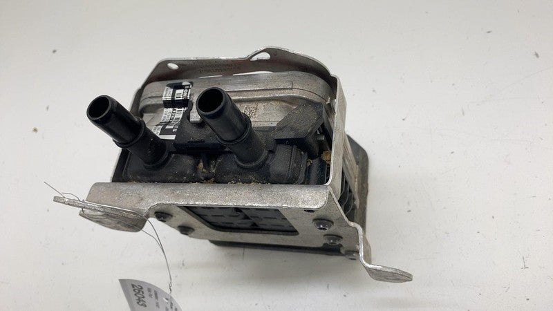 HU5A14B218AB ⭕21-24 Ford Mustang Mach-E Auxiliary Heater Control Unit Assembly HU5A-14B218-AB