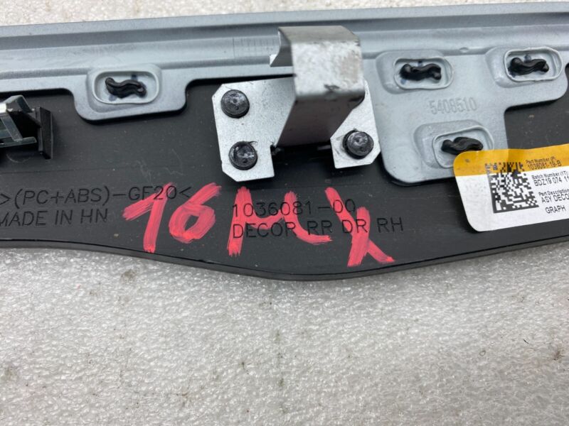 1036081-19-B 2016-2020 Tesla Model X Rear Passenger Door Decor Trim Molding Ash Wood Right RH