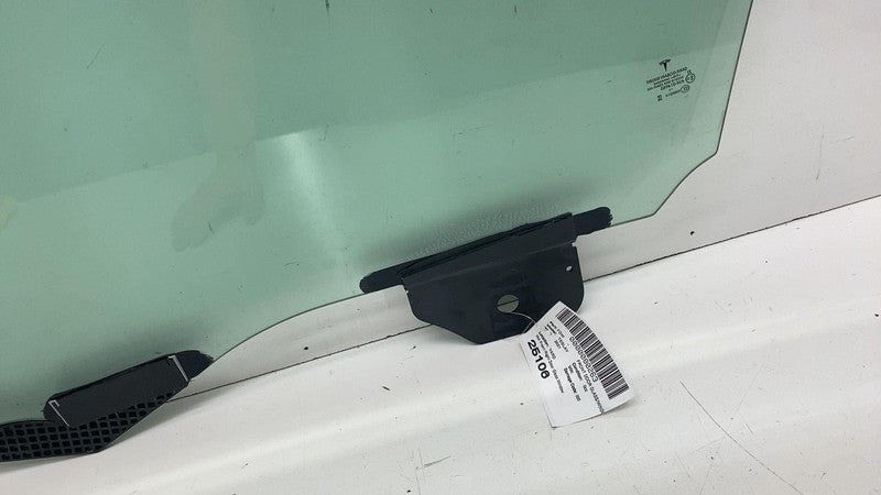 E9 43R-014955 ⭕ 2020-2021 Tesla Model Y Front Passenger Door Window Glass Right (Single Pane)