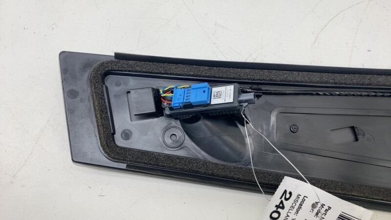 110044100E 2017-2023 Tesla Model 3 Right B-Pillar Applique Glass Trim Molding w/ Camera RH