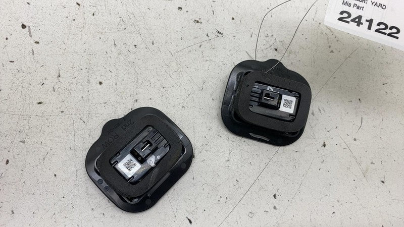 2010C1372 ⭕2022-2024 Rivian R1T Rear Dome Reading Light Courtesy Led Side Lamp Overhead x2