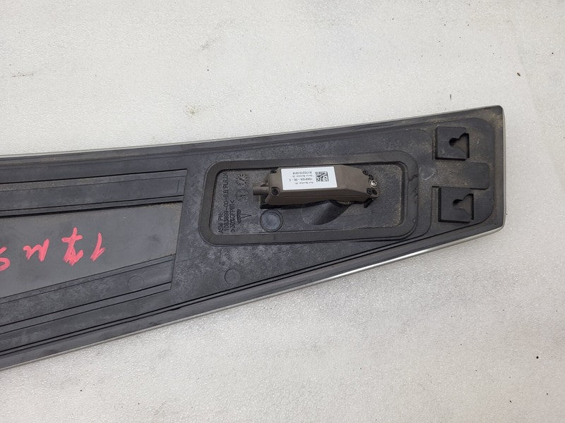 108389900B ⭕ 16-20 Model S Driver Side B-Pillar Applique Glass & Camera Left 1092306-00-C