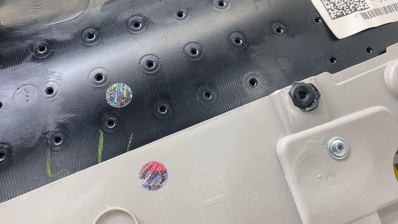 5SC702D2AG ⭕17-24 Chrysler Pacifica Front Driver Side Door Panel Trim Cover Left 5SC702D2AG