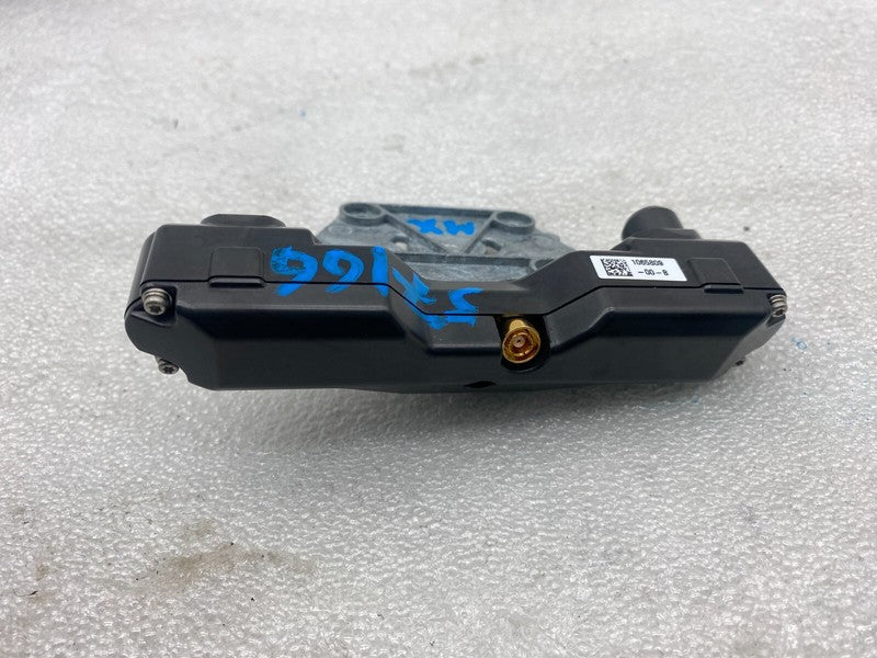 ⭕ 2016-2020 Tesla Model X Front Bumper Park Assist Camera Monocam 1065