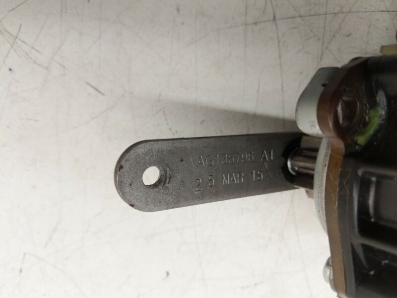 AG127349203 4P 2012-2016 Tesla Model S MS Front Passenger Side Seat Control Switch Motor Right