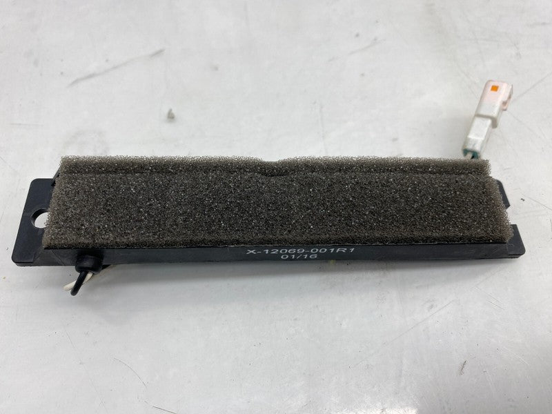 X-12069-001R1 ⭕ 12-20 Tesla Model S Keyless Entry Antenna Receiver Module Unit X-12069-001R1