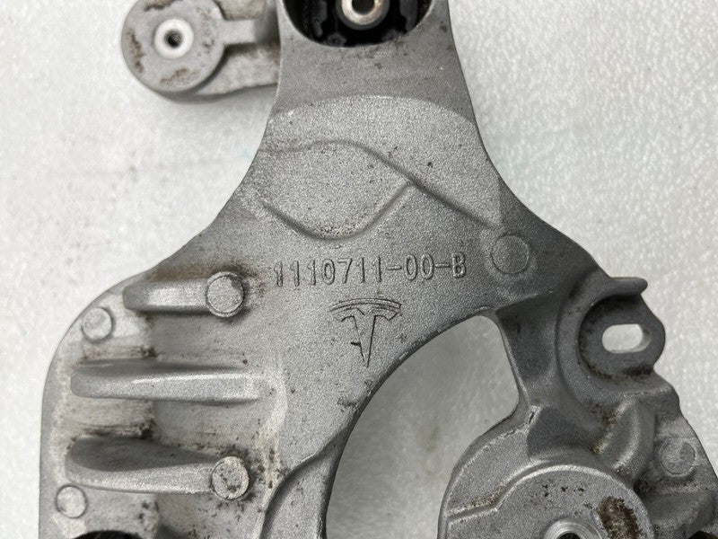 1110711 00 B ⭕ 2017-2022 Tesla 3 M3 Air A/C Compressor Bracket Mount Support OEM 1110711-00-B