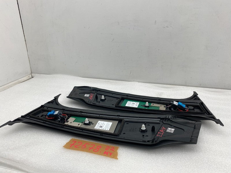 149424000A ⭕ 20-23 Model Y Left/Right B-Pillar Applique w/ Camera 1494240-00-A/1494241-00-A