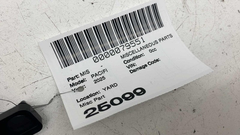 68186558AC ⭕ 17-25 Chrysler Pacifica Antenna Remote Start & Keyless Entry Module 68186558AC