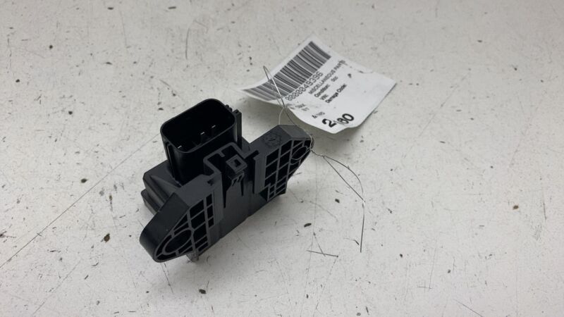 AU5A9D370KA 2013 2014 2015 2016 2017 2018 Ford C-Max Fuel Pump Control Module AU5A-9D370-KA