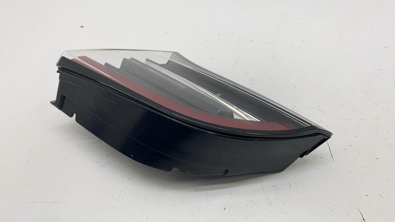 1077402-00-G ⭕ 2017-2023 Model 3 Rear Right Inner Taillight LED Tail Lamp 3-Pin 1077402-00-G