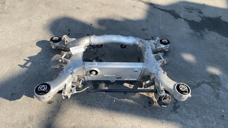 6861459-01 ⭕ 2018-2022 BMW 530e xDrive G30 Rear Suspension Subframe w/ Stabilizer Sway Bar