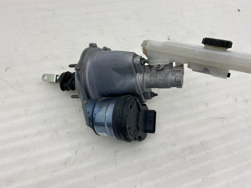 1044671 00 D ⭕ 2017-2023 Model 3 Power Brake iBooster Master Cylinder Reservoir 1044671-00-D