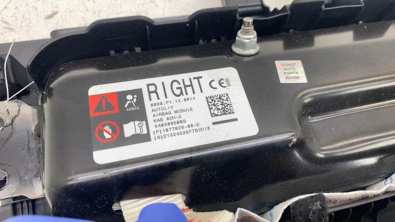 1077826-00-E ⭕ 24-25 Tesla Model 3 Front Right Lower Knee Safety Airbag Module 1077826-00-E