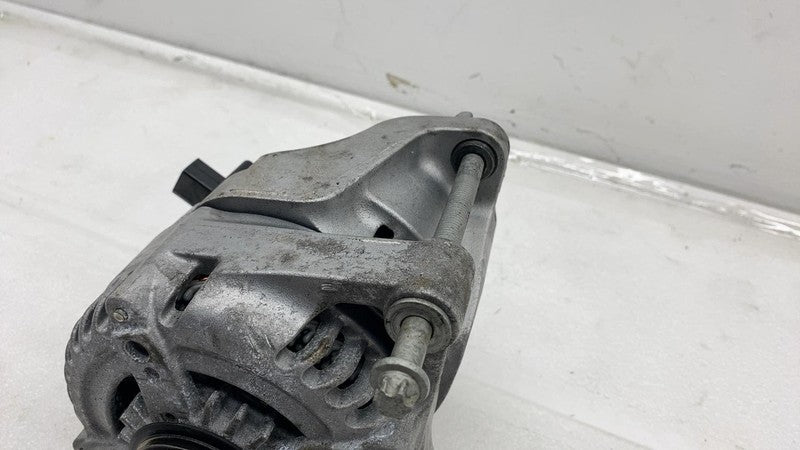 7640131 04 2014-2019 Mini Cooper BMW X1 X2 2.0L Denso 7640131-04 Alternator Assembly 20K
