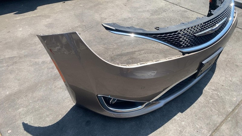 ⭕ 2017-2020 Chrysler Pacifica Front Bumper Cover w/ Fog Light & PDC Gold - PTE