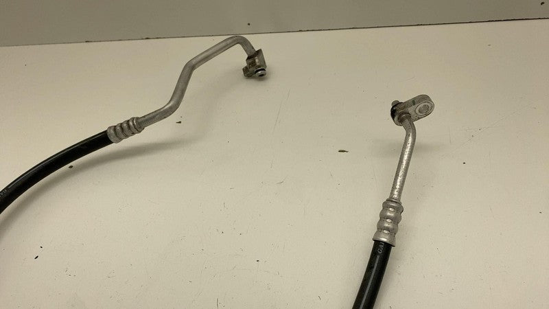 PT00001686J ⭕2022-2024 R1S R1T Air Conditioning Suction Hose A/C Pipe Line Tube PT00001686-J