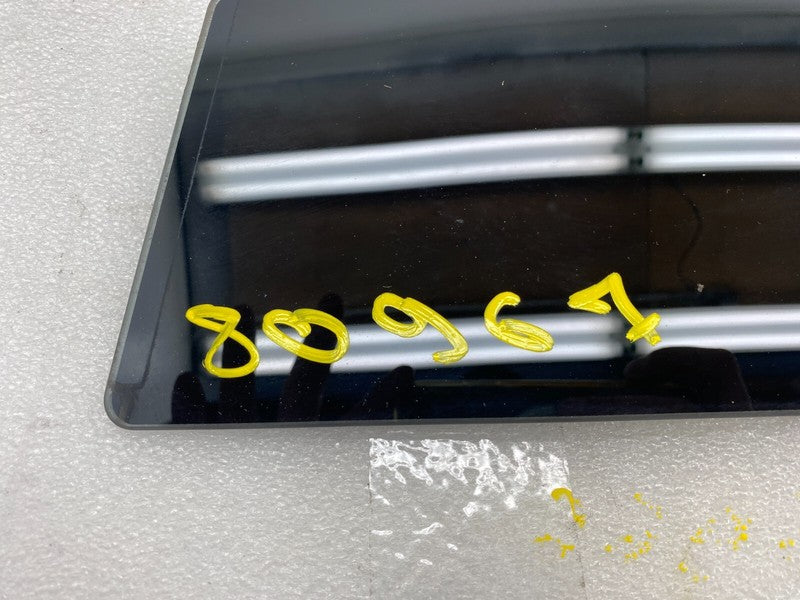 1040358 00 C 16-20 Model X Rear Right Door Exterior B-Pillar Glass Molding Cover 1040358-00-C