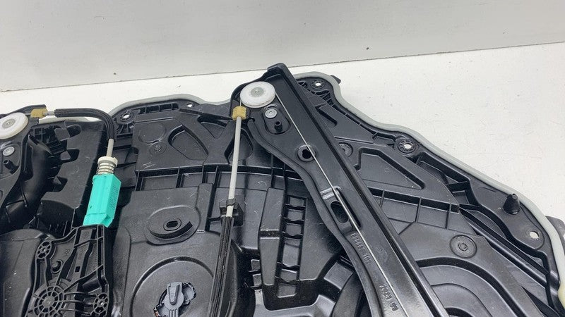 ⭕20-24 Model Y Front Right Door Window Regulator & Motor w/ Carrier 14