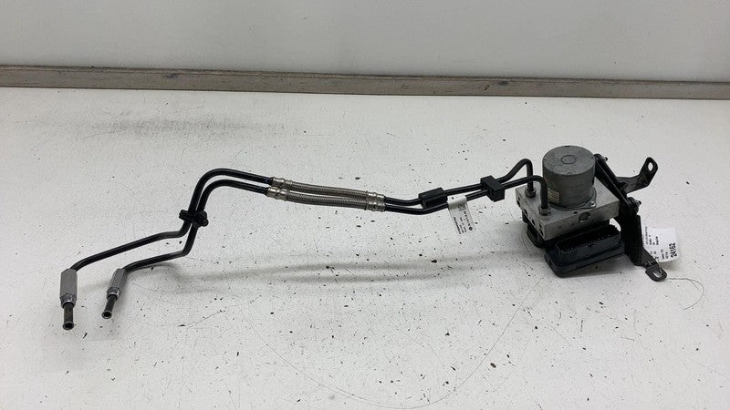 2022 2023 2024 Rivian R1T R1S ABS Anti-Lock Brake Pump Module w/ Lines