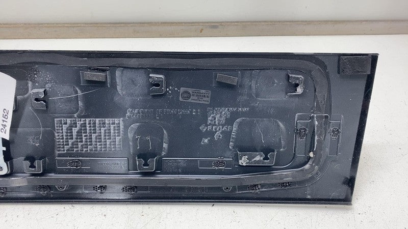 PT00012990-L 2022-2024 Rivian R1S Rear Overhead Shark Fin Roof Antenna + Applique & Module