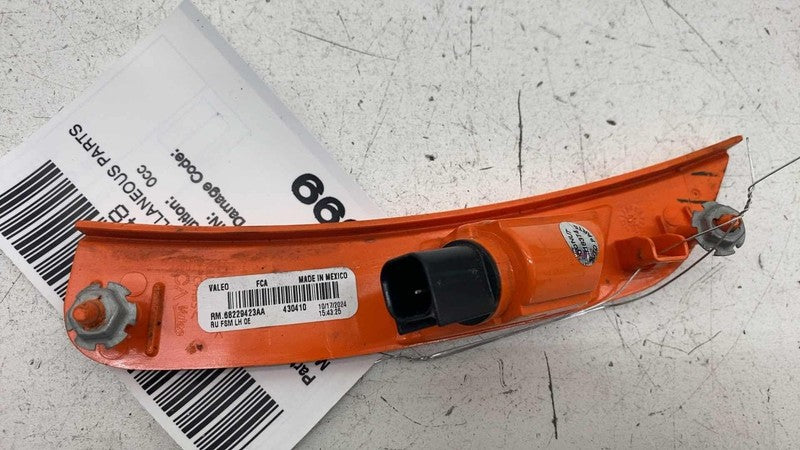 68229423AA ⭕ 2017-2025 Chrysler Pacifica Front Left Bumper Marker Light Lamp LH 68229423AA