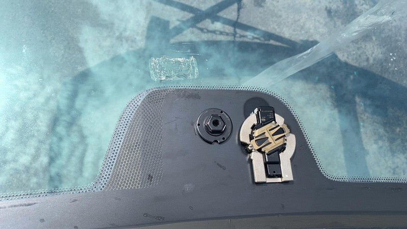 1021634 00 C ⭕ 12-15 Model S Windshield (Lower Mount Mirror) Heated Wiper Area 1021634-00-C