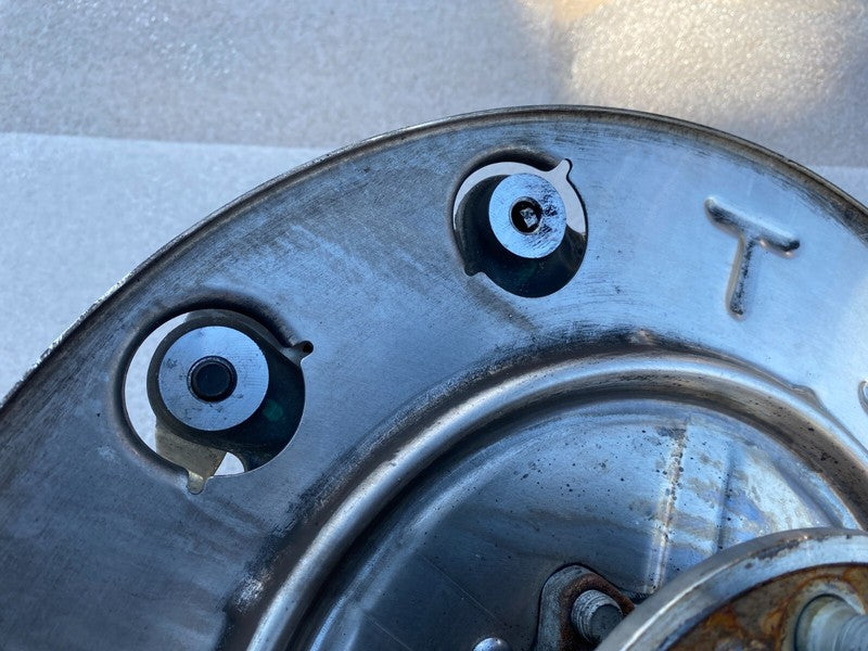 ⭕ 16-20 Model S Rear Right Spindle Knuckle Hub w/ Shield Dual Motor 10