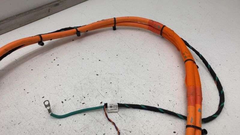 103018210F 2012-2015 Tesla Model S MS Gen2 Rear HV Junction Box To Gen1 Charge Port Harness