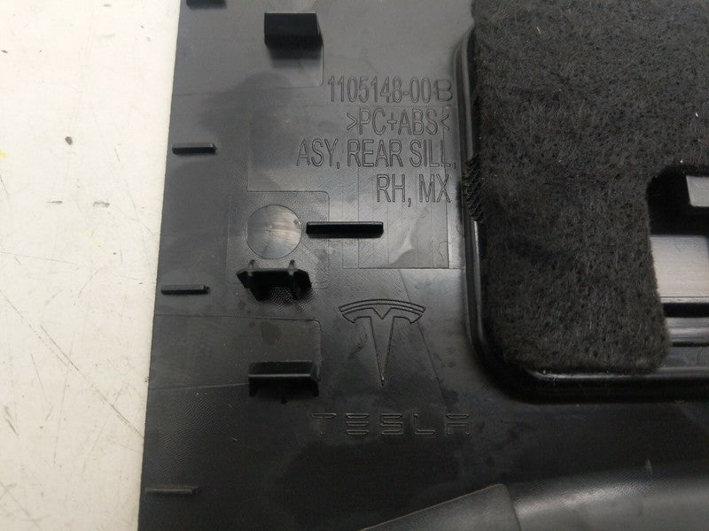 1105148 00 B ⭕16-20 Model X Rear Passenger Side Door Sill Trim Cover Panel Right 1105148-00-B