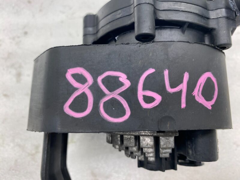 2012-2015 Tesla Model S MS Motor Inverter Battery Coolant Auxiliary Water Pump