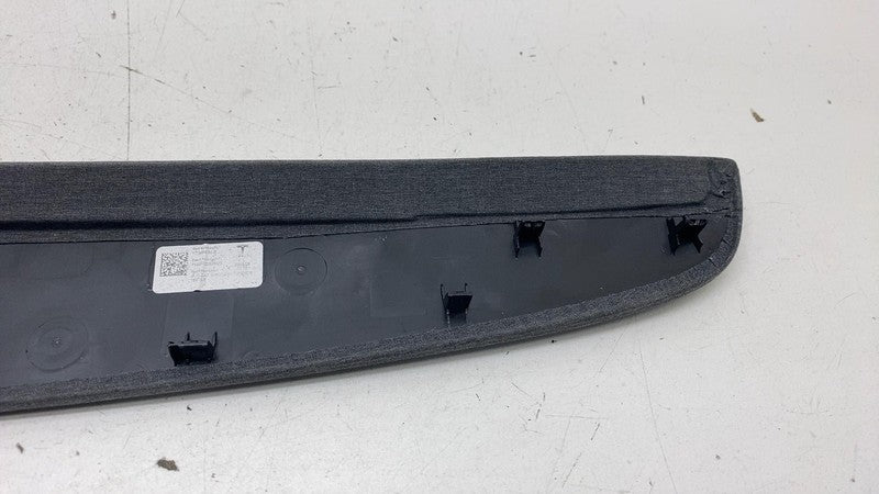 ⭕ 2025-2026 Tesla Model Y Instrument Panel Float Wing Cosmo Textile 17
